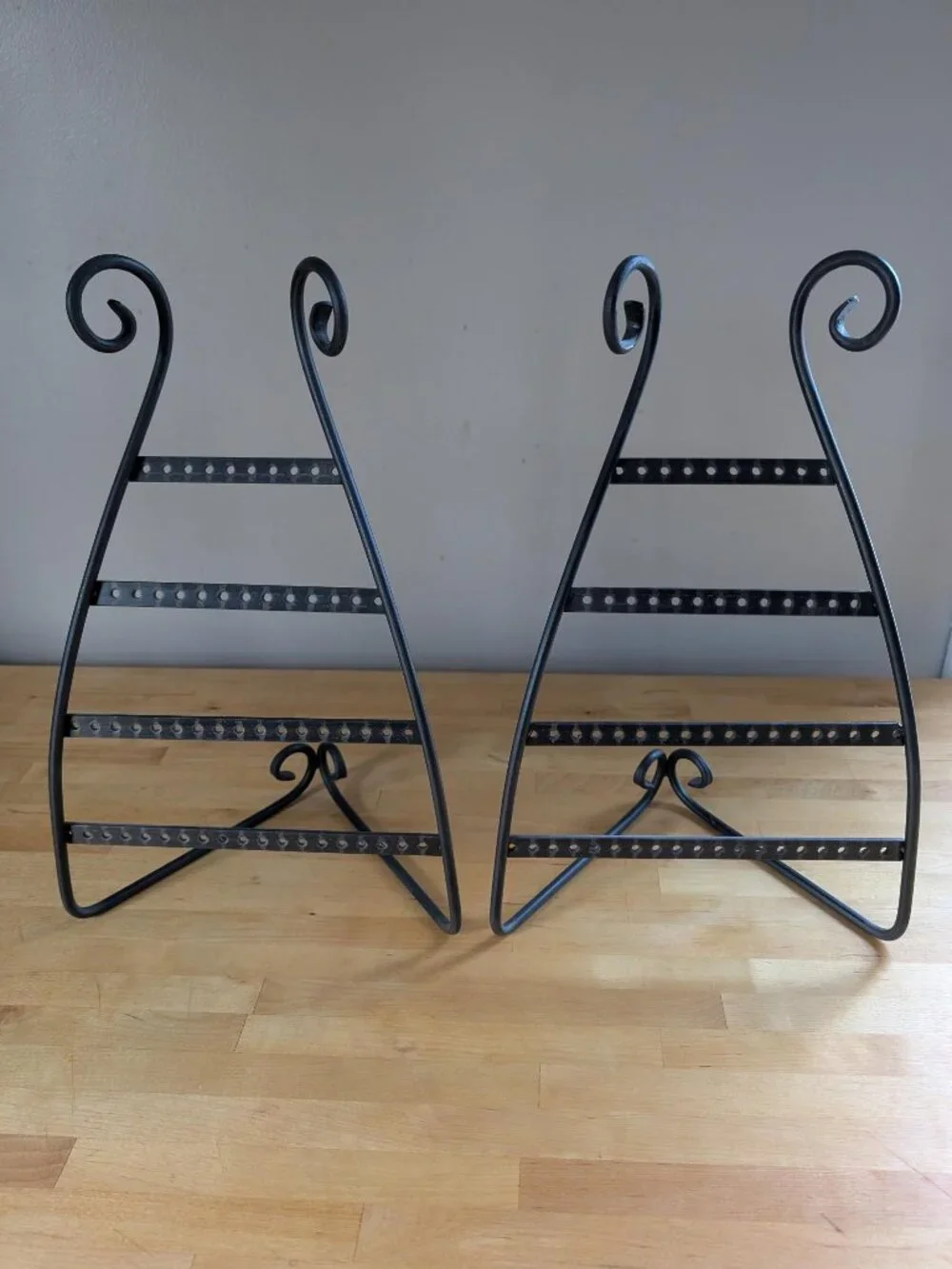 1 Earring Display Wrought Iron - Like New - Rio Grande US Made - Jewelry Stand
